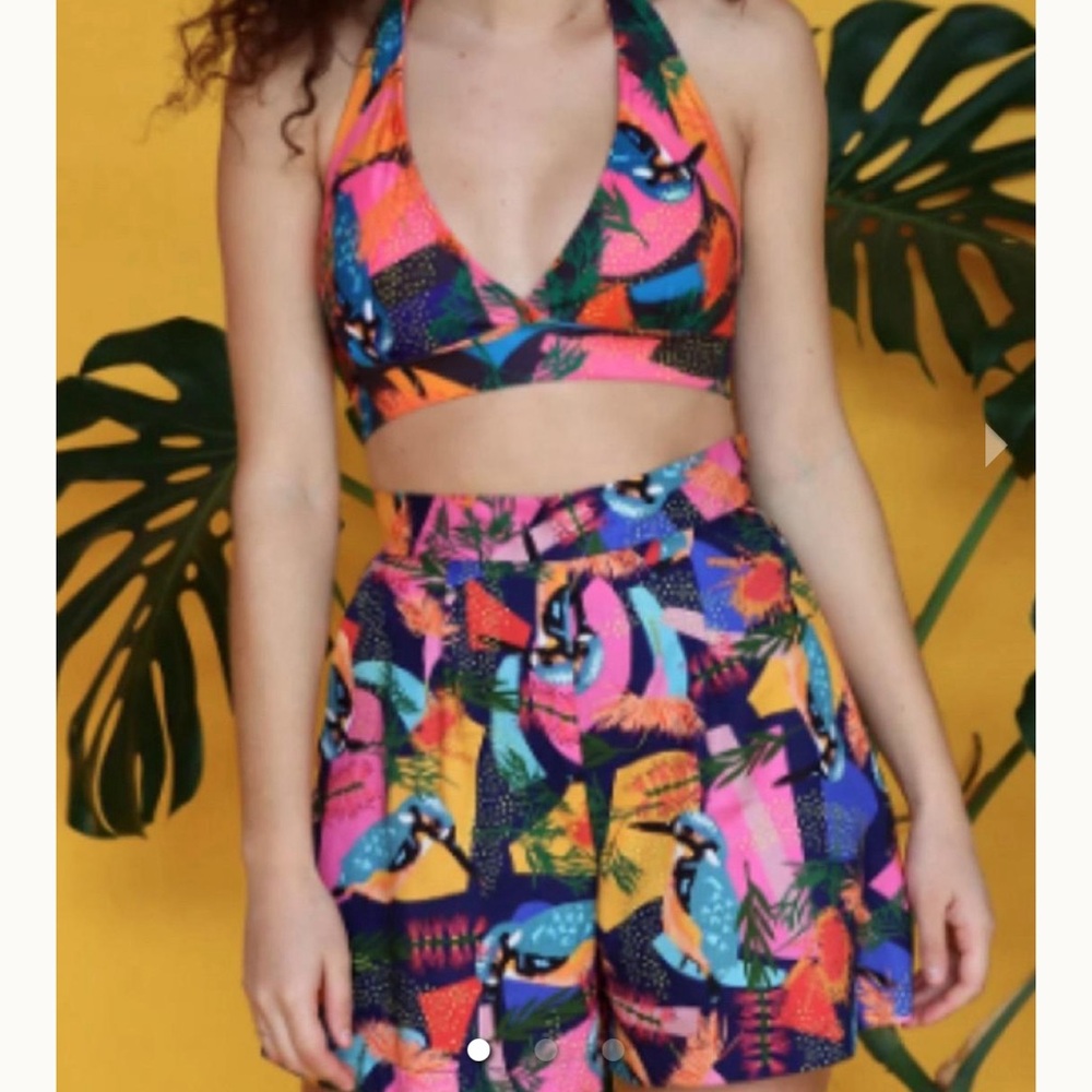 Seagrass Design Pleated Tropical Print Shorts